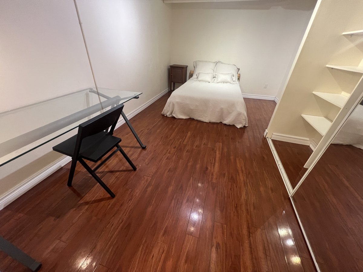 359 Davenport Road - Photo 10