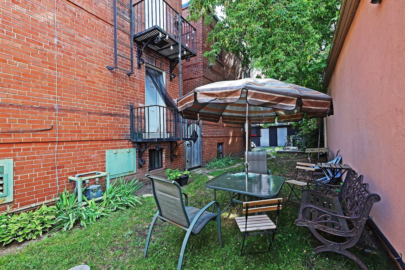 1 Cosburn Avenue - Photo 10