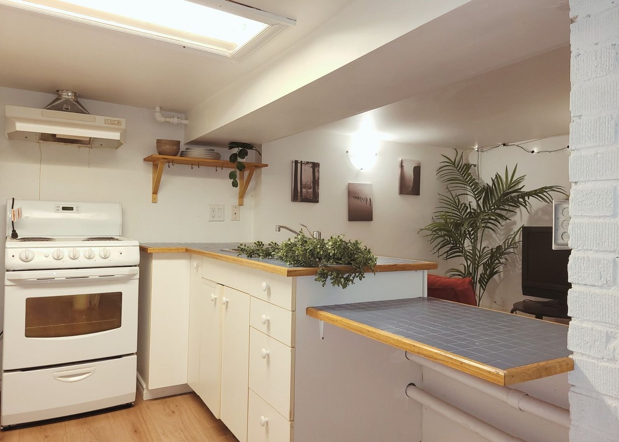 687 Glencairn Avenue - Photo 6