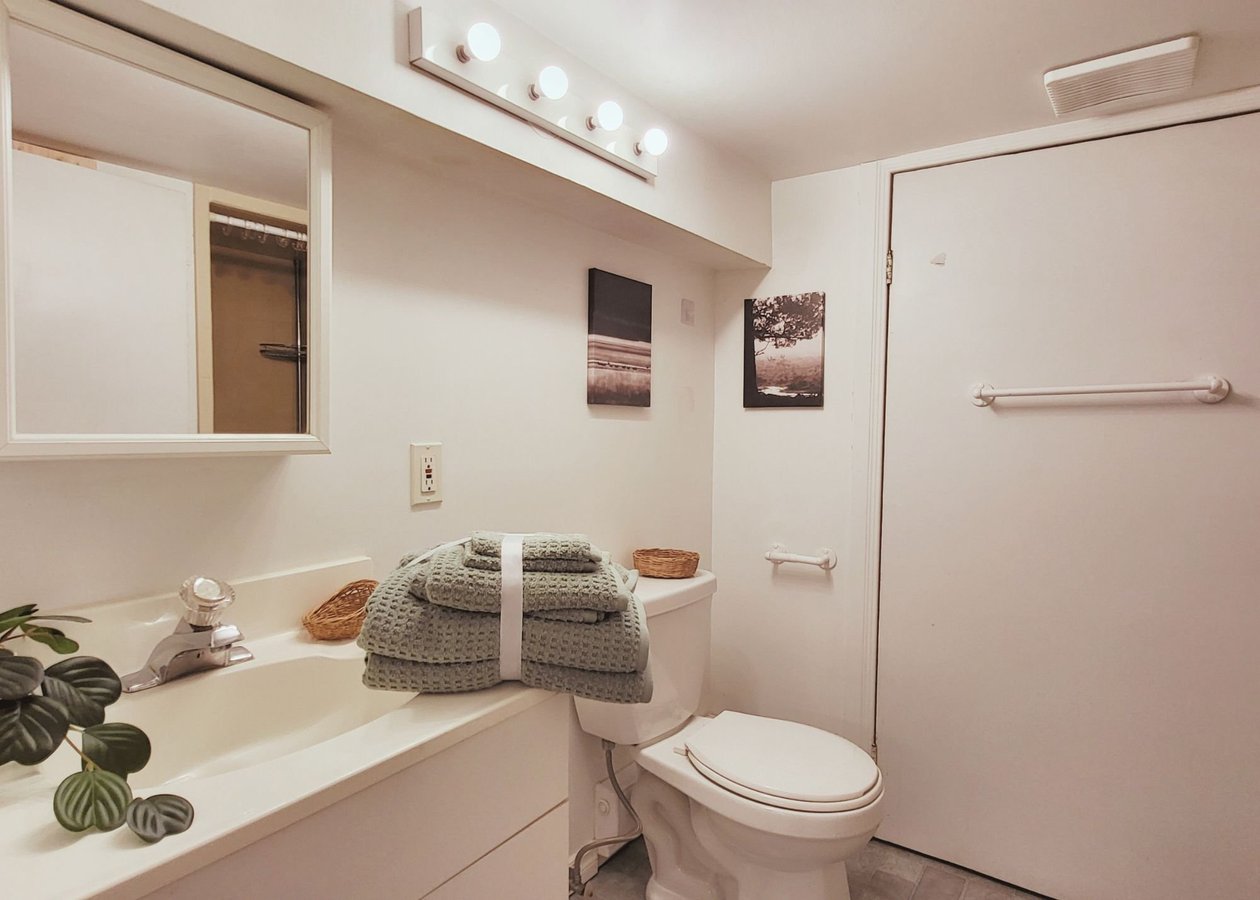 687 Glencairn Avenue - Photo 7