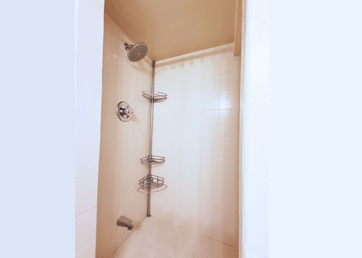 687 Glencairn Avenue - Photo 8