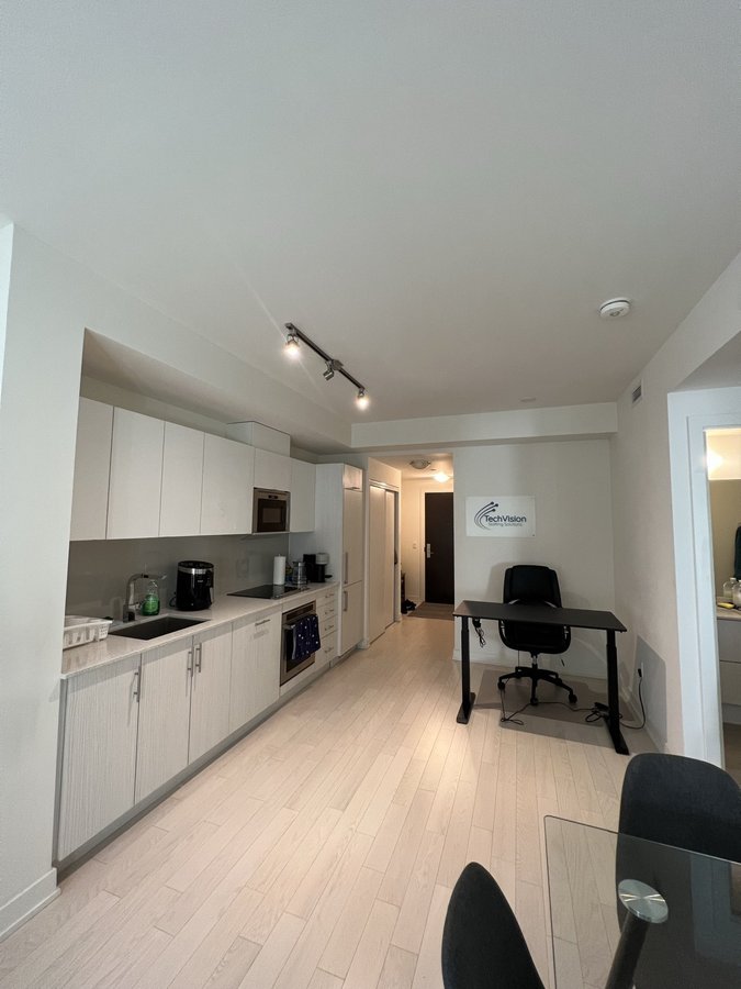 330 Richmond Street West - Photo 3