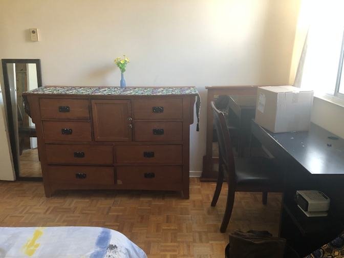 Saint Clair Avenue East - Photo 6