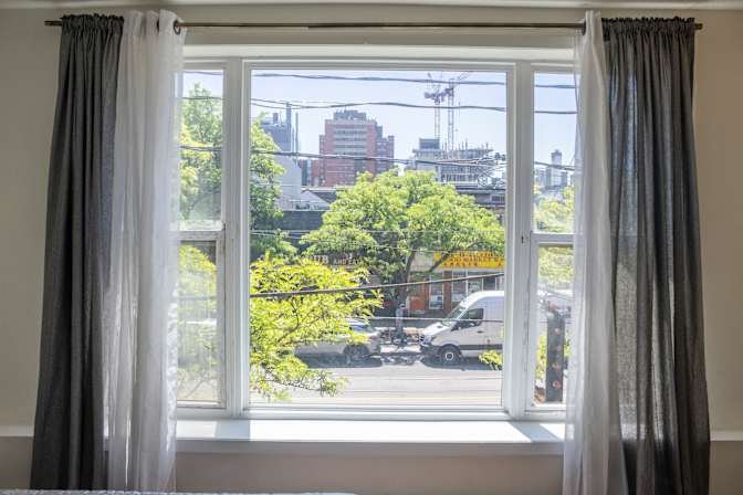College Street - Photo 8