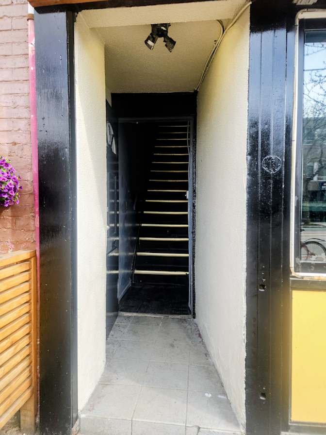 College Street - Photo 19