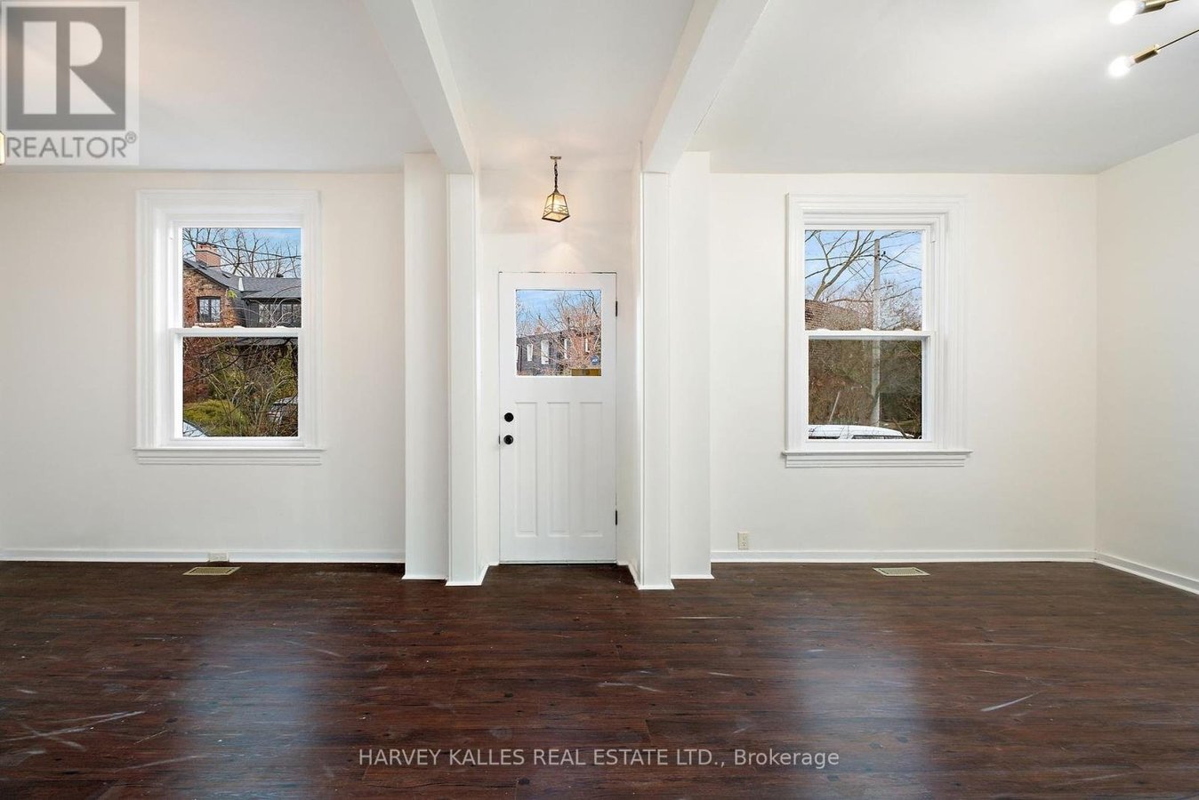 137 SUMMERHILL AVENUE - Photo 5