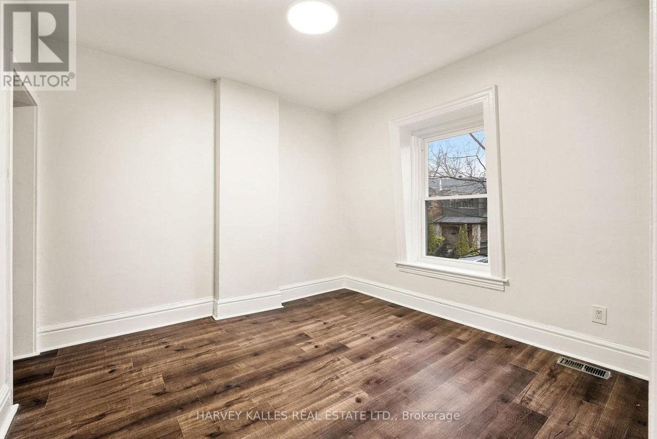 137 SUMMERHILL AVENUE - Photo 16
