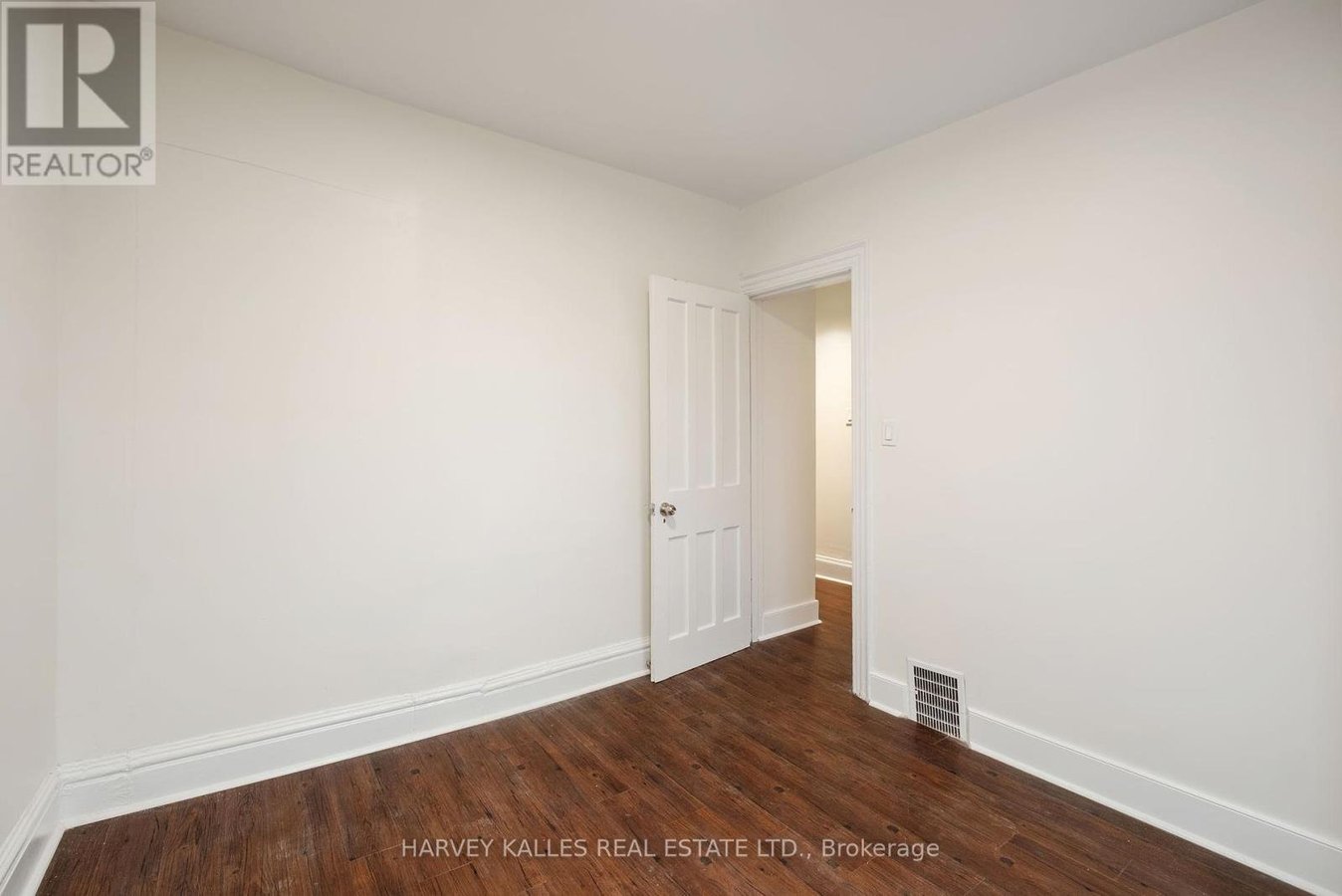 137 SUMMERHILL AVENUE - Photo 23