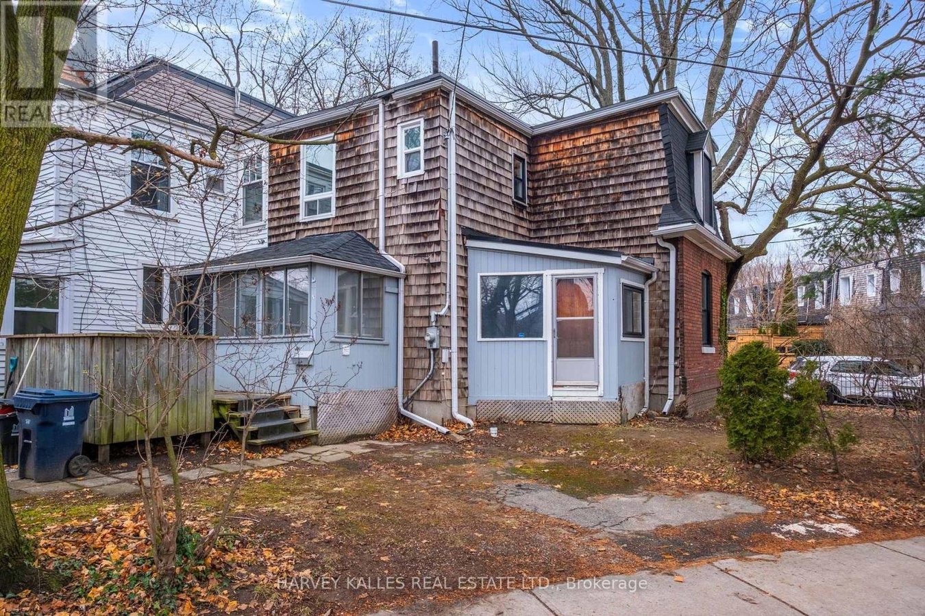 137 SUMMERHILL AVENUE - Photo 31