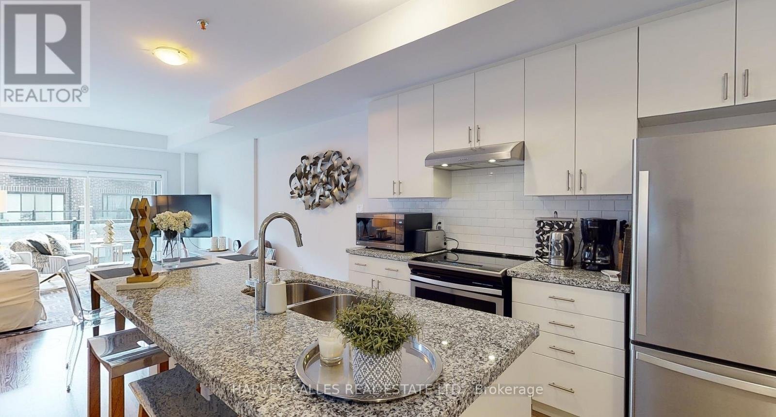 UPPER - 51 CREEKBANK ROAD - Photo 6