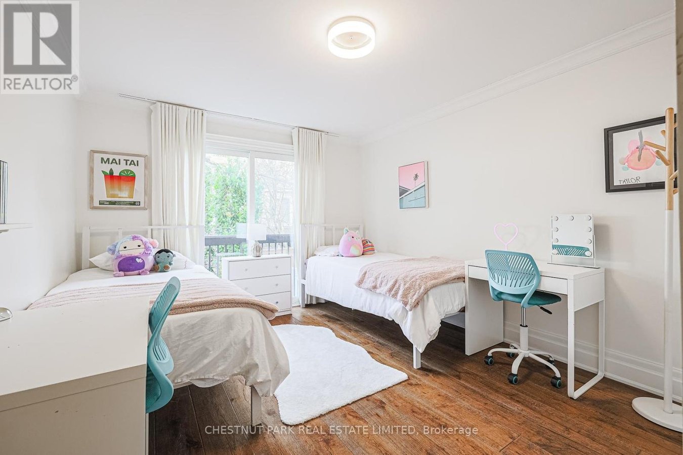 186 MACPHERSON AVENUE - Photo 16
