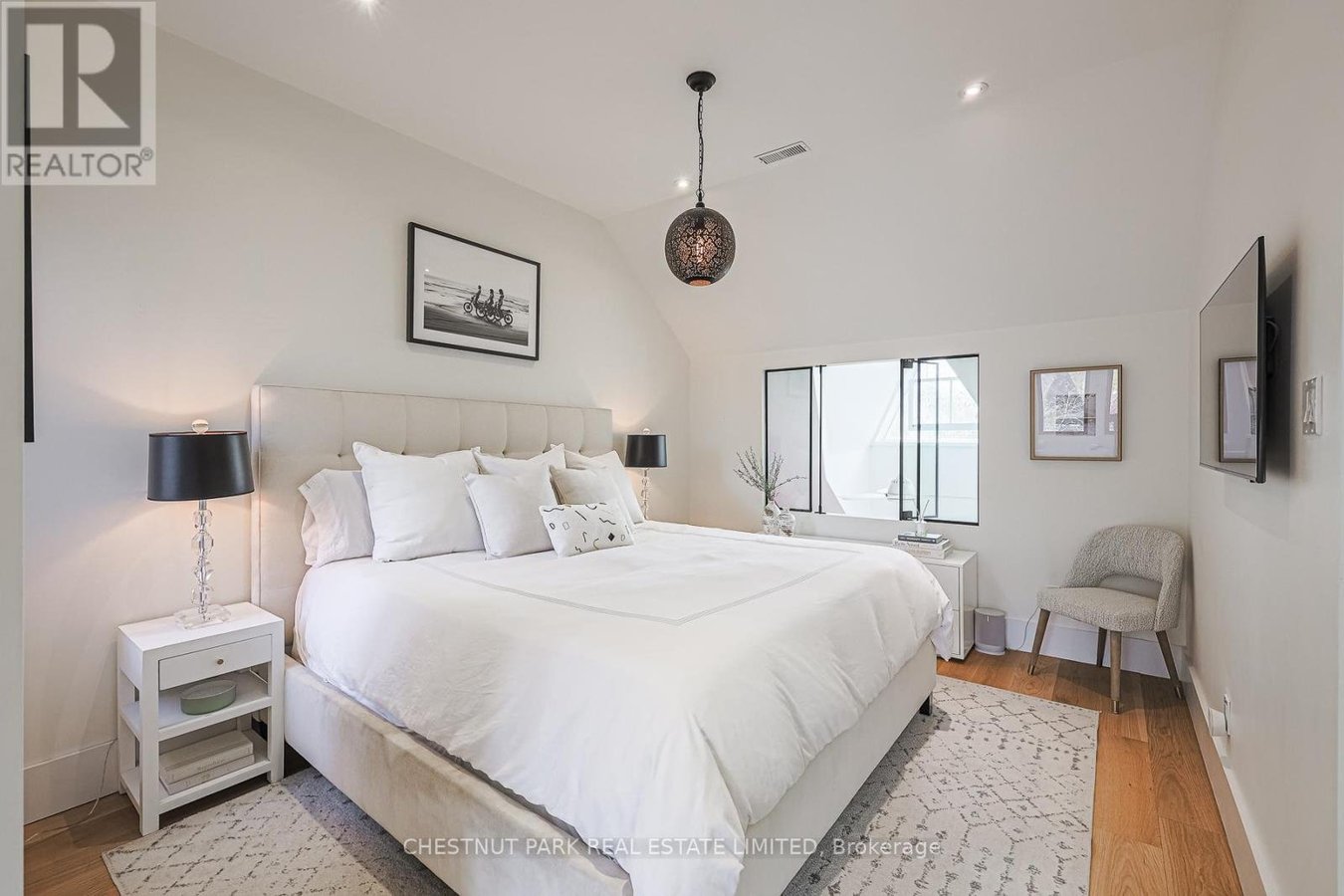 186 MACPHERSON AVENUE - Photo 19