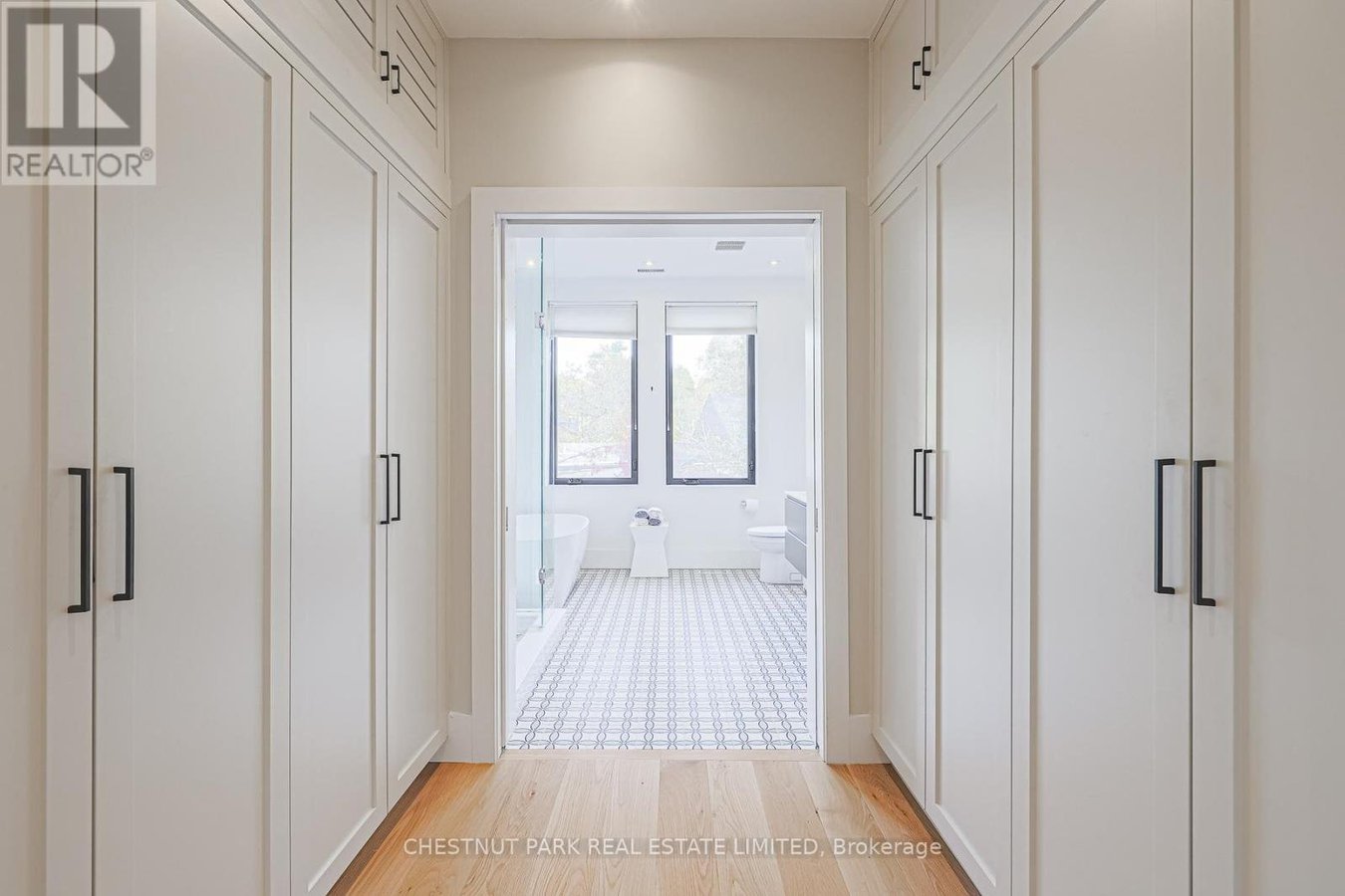 186 MACPHERSON AVENUE - Photo 21