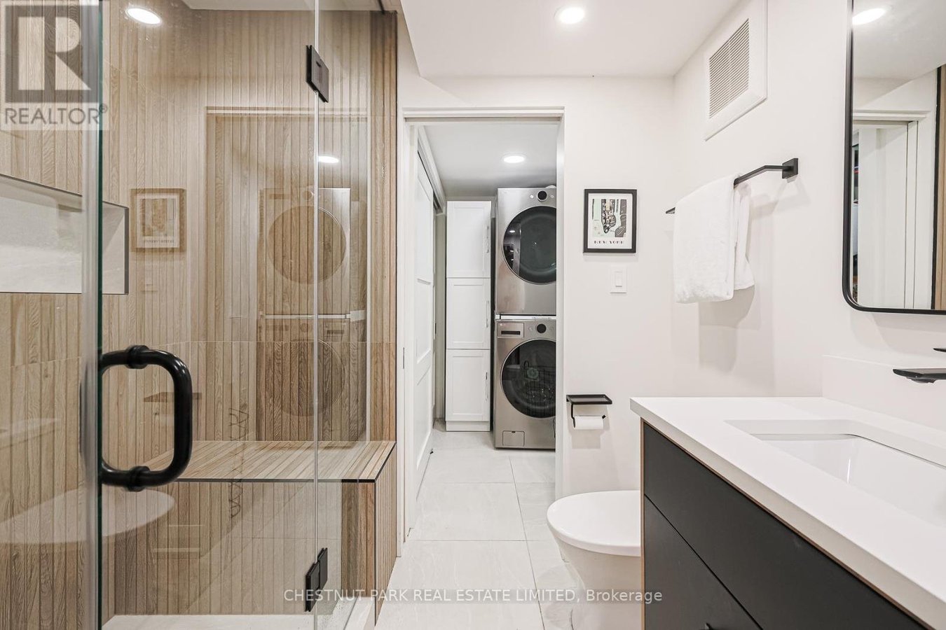 186 MACPHERSON AVENUE - Photo 33
