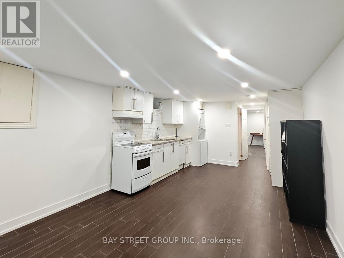 BSMT - 859 1/2 BATHURST STREET - Photo 4