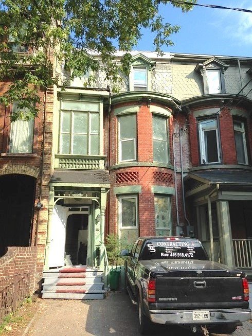 254 Gerrard Street East - Photo 1