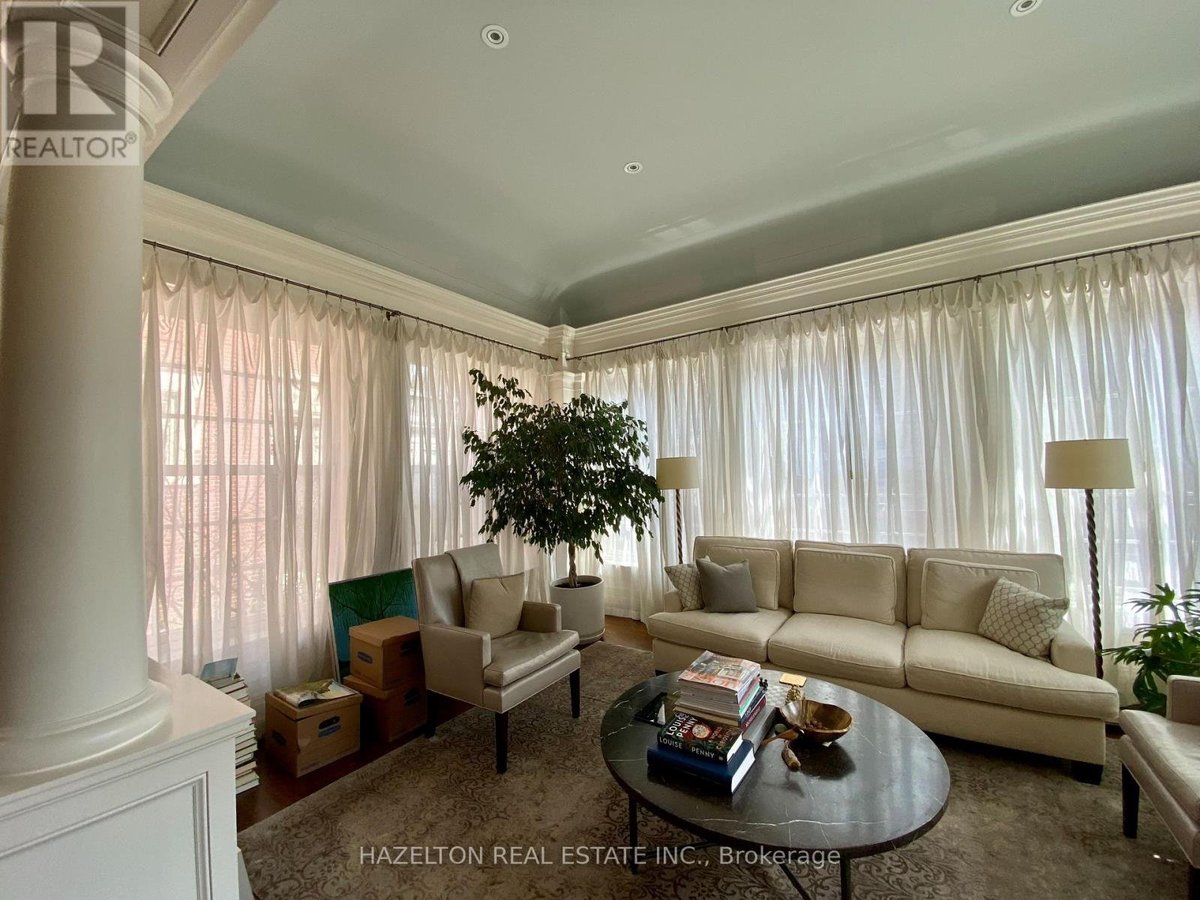 3 - 40 MAPLE AVENUE - Photo 2