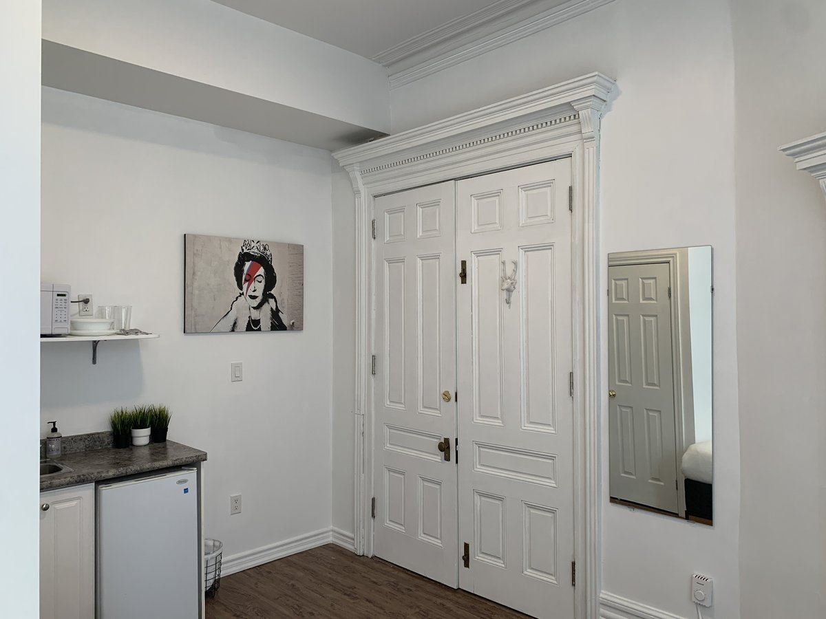 203 Spadina Road - Photo 8