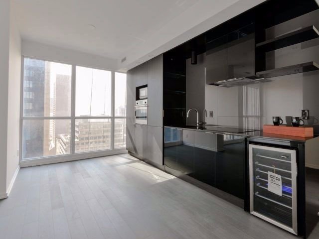 70 Temperance Street - Photo 4