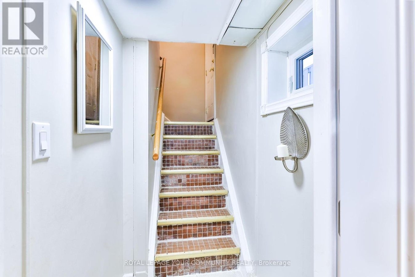 9 TULANE CRESCENT - Photo 4