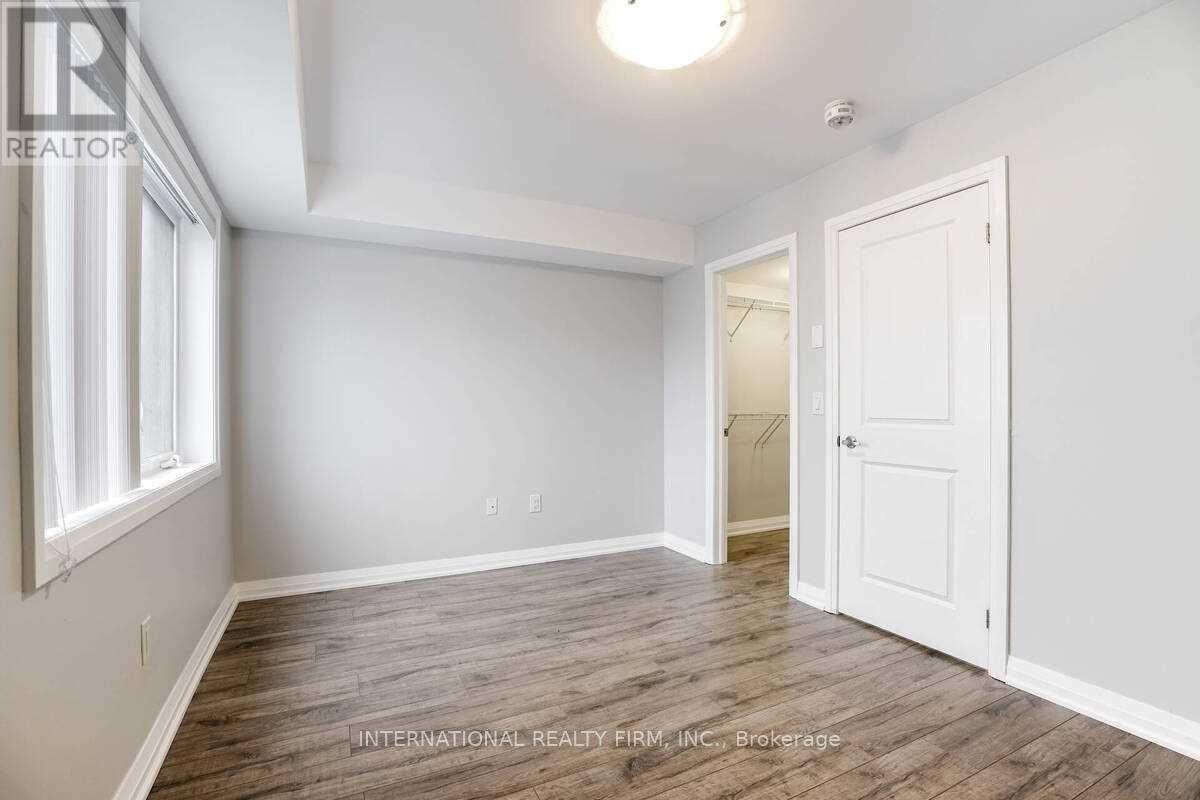 11 LOCUST LODGE GARDENS - Photo 19