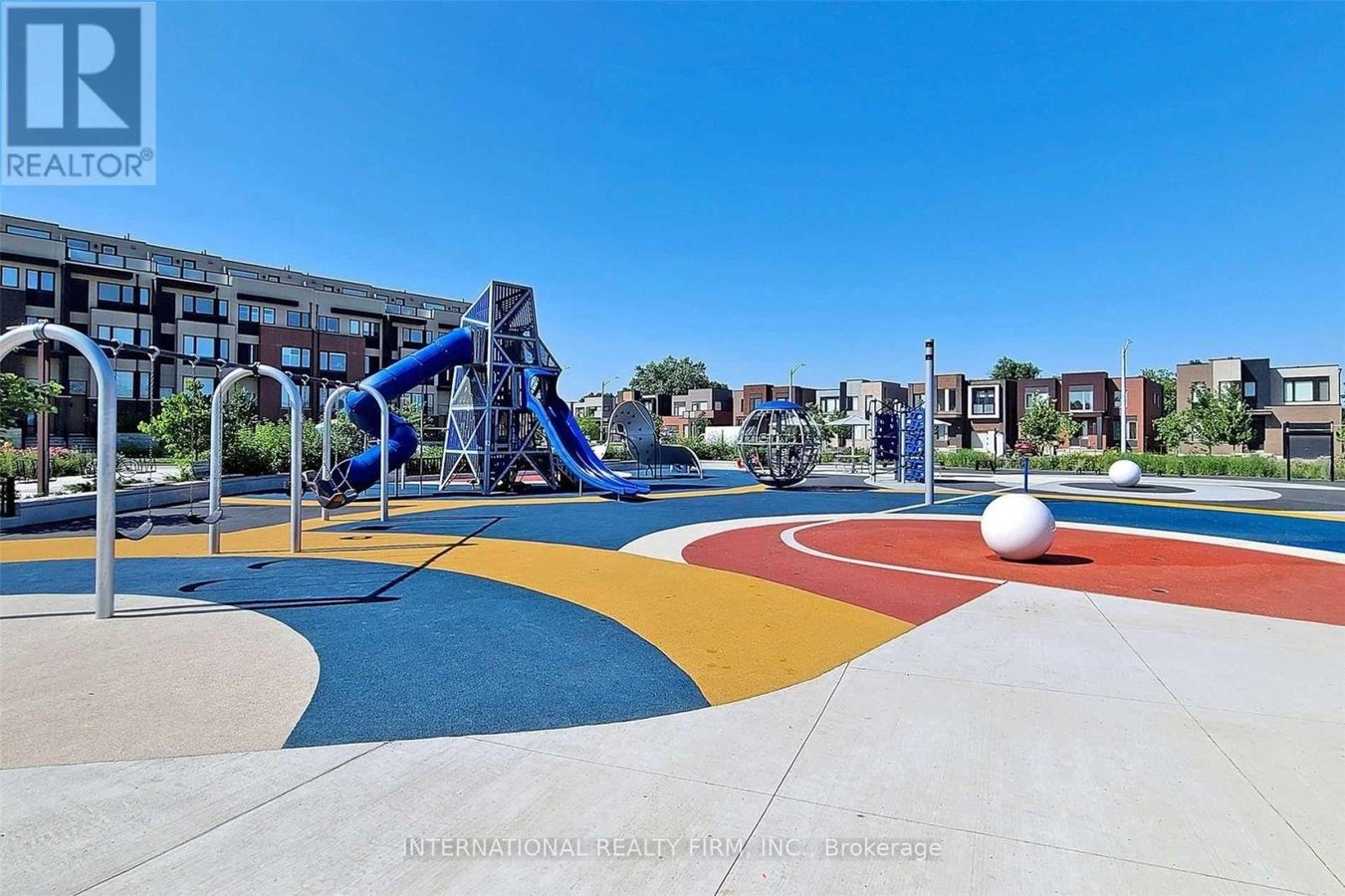 11 LOCUST LODGE GARDENS - Photo 41