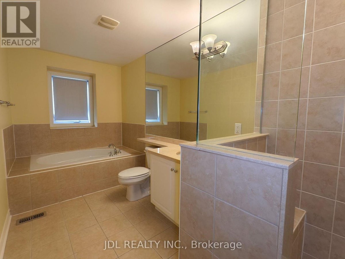 33 ROUTLIFFE LANE - Photo 9
