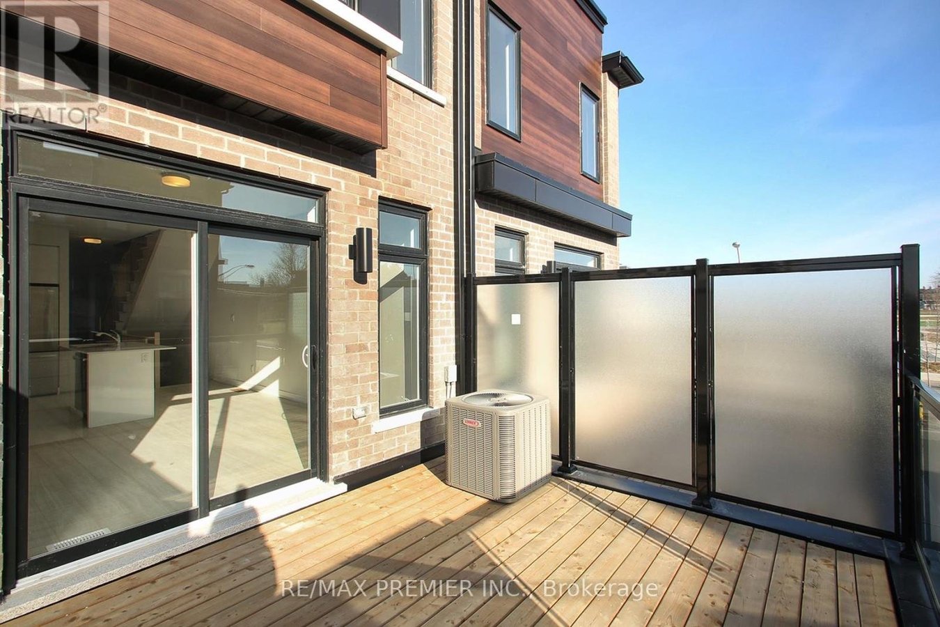 128 BROCKLEY DRIVE - Photo 2