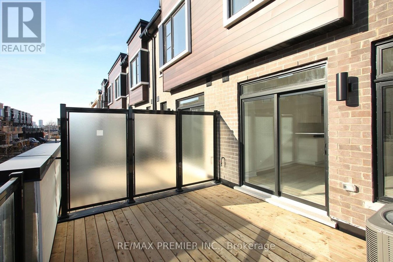 128 BROCKLEY DRIVE - Photo 3