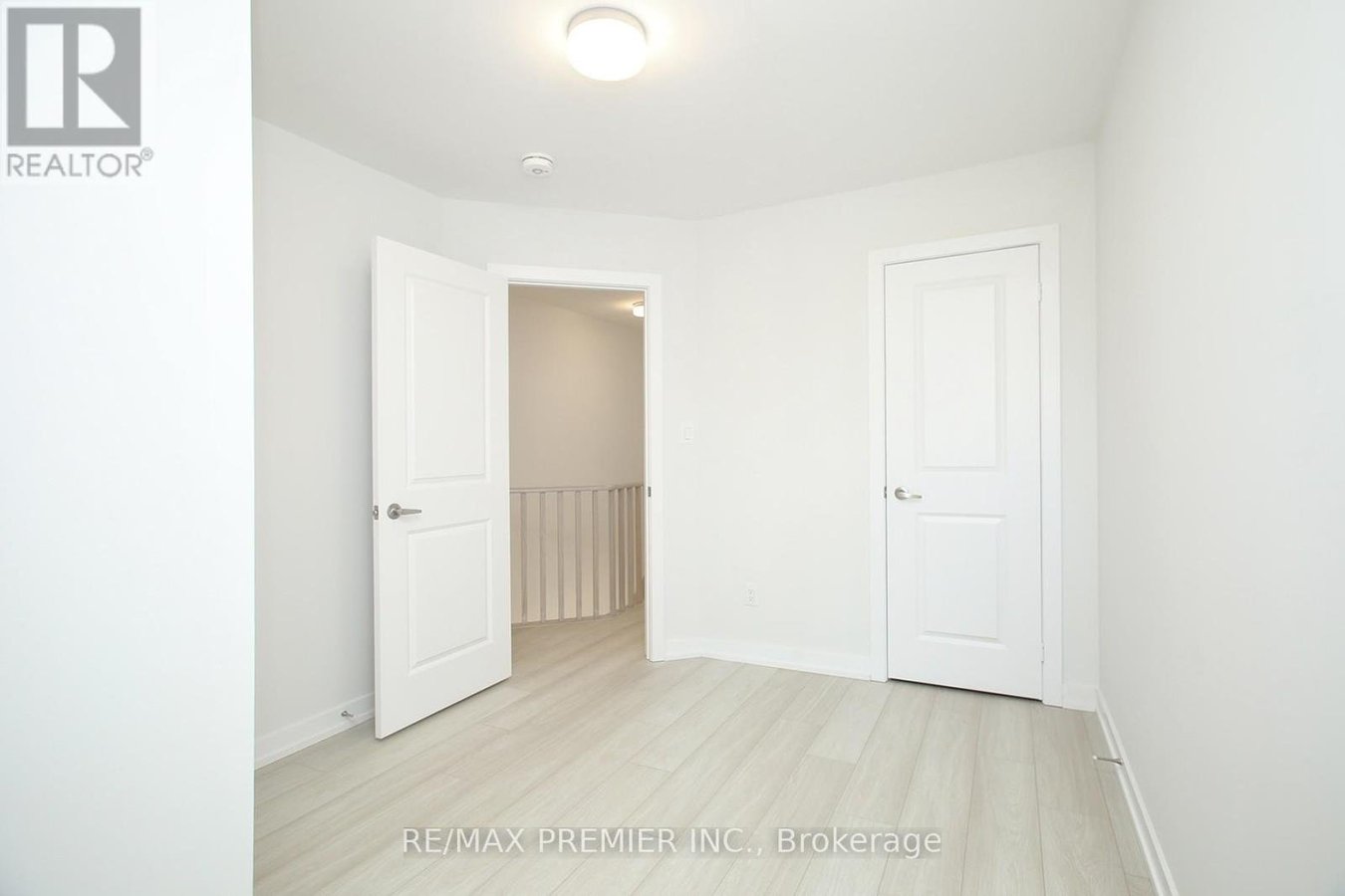 128 BROCKLEY DRIVE - Photo 8