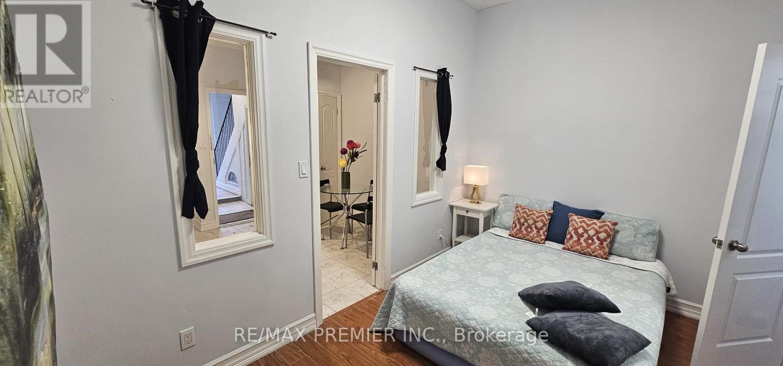 103 - 1643 ST CLAIR AVENUE W - Photo 7
