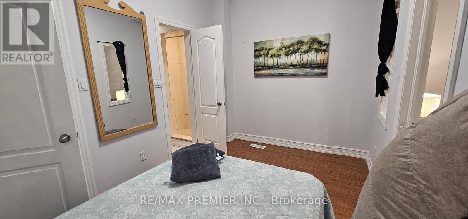 103 - 1643 ST CLAIR AVENUE W - Photo 8