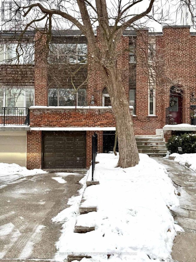 236 BALLIOL STREET - Photo 2