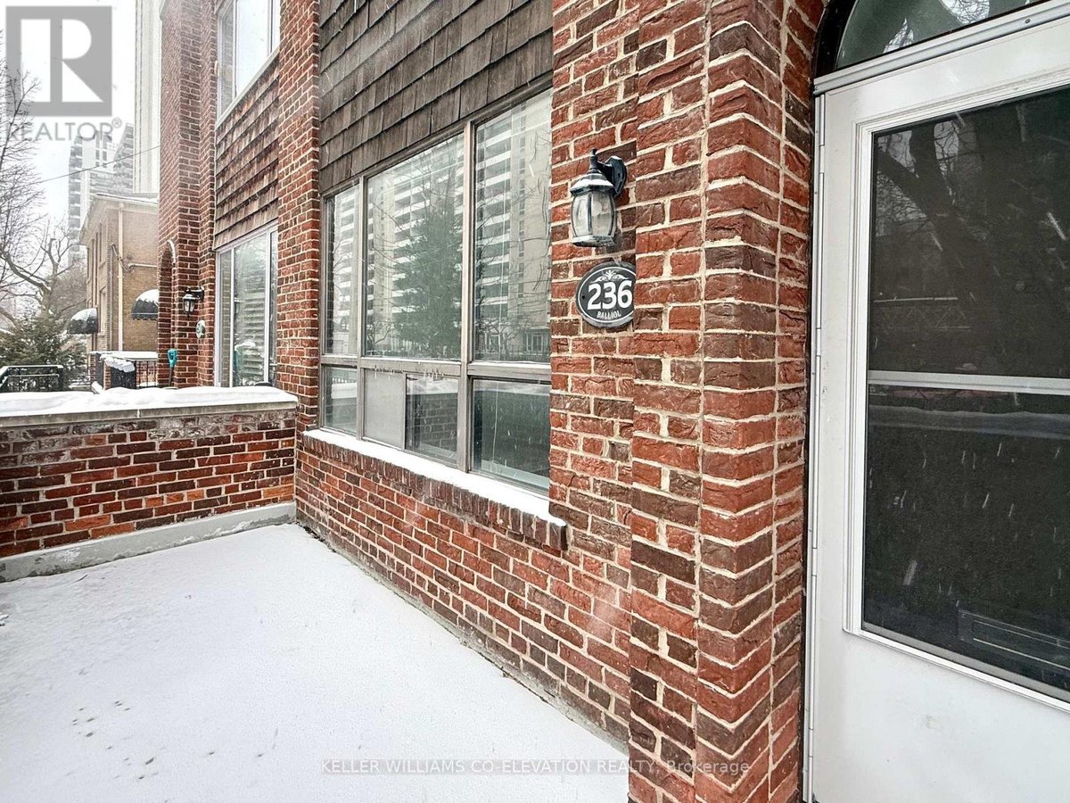 236 BALLIOL STREET - Photo 3