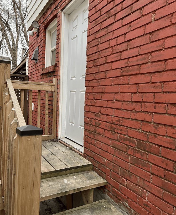 Hillary Avenue - Photo 15