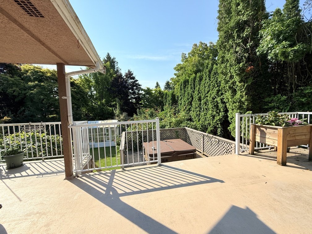 5330 10 Avenue - Photo 14
