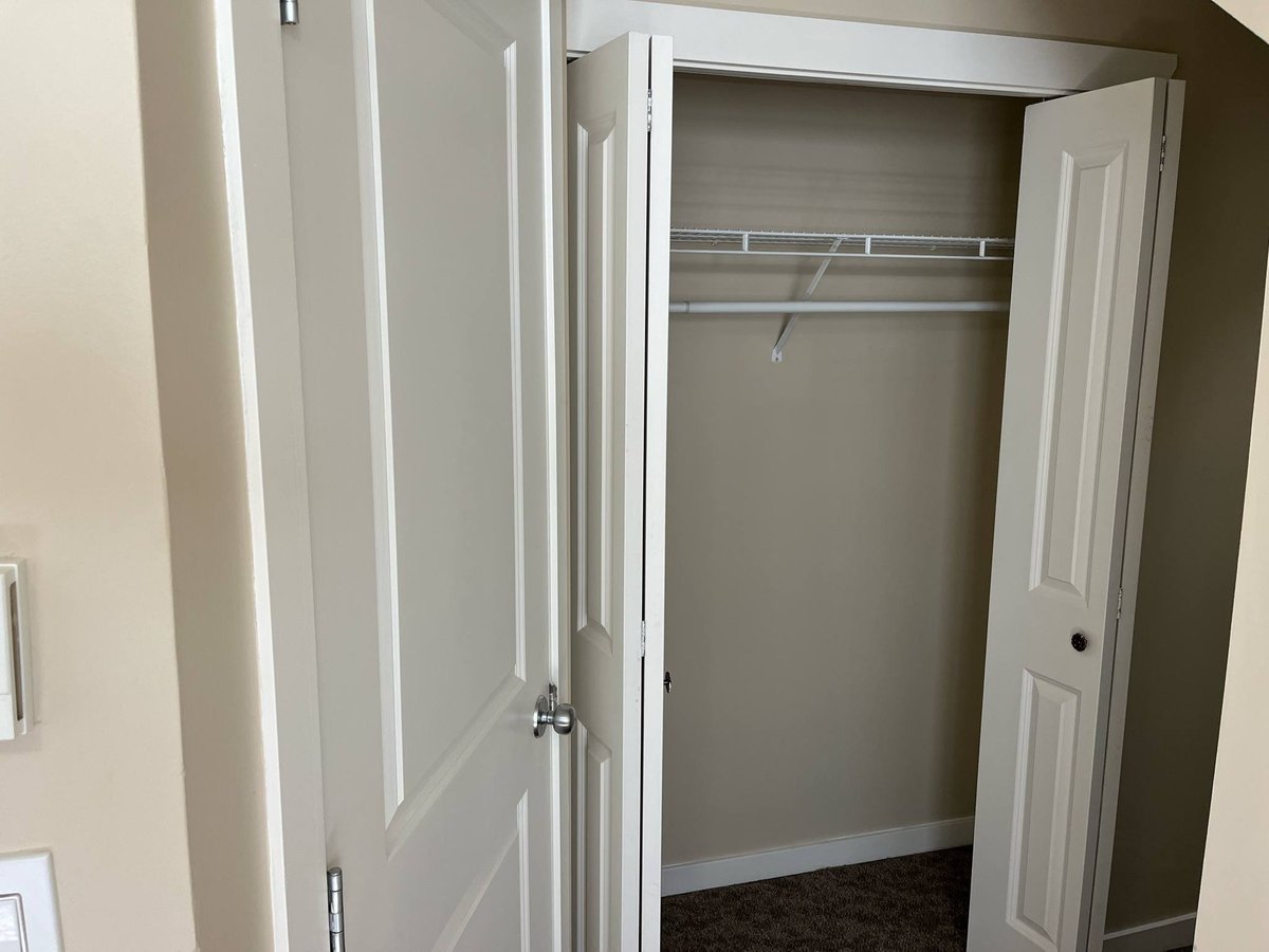 628 West 6th Avenue - Photo 14