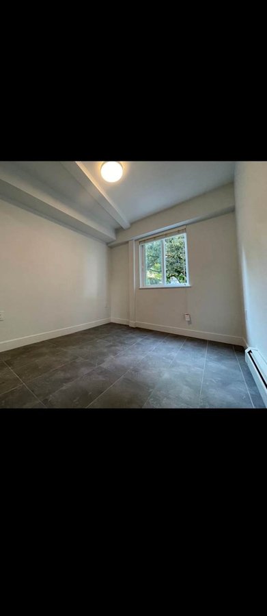 West 7th Avenue - Photo 2