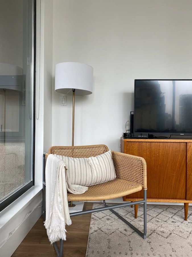 1010 Howe Street - Photo 7