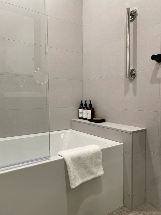 1010 Howe Street - Photo 14