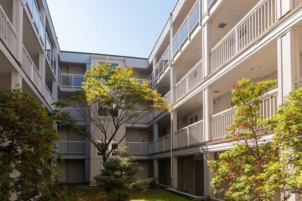 8805 Hudson Street - Photo 7