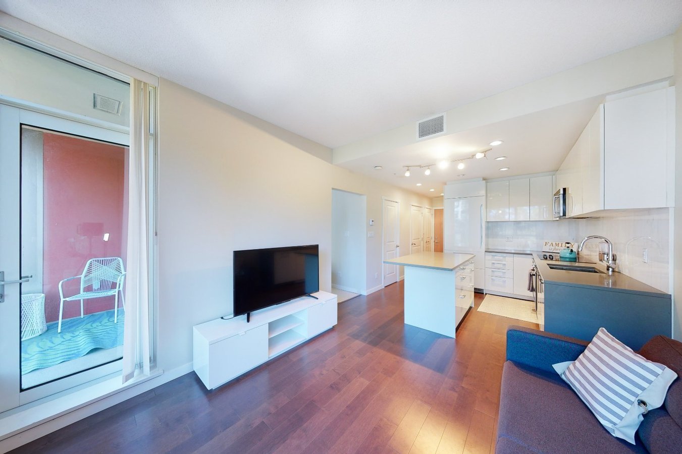 5728 Berton Avenue - Photo 8