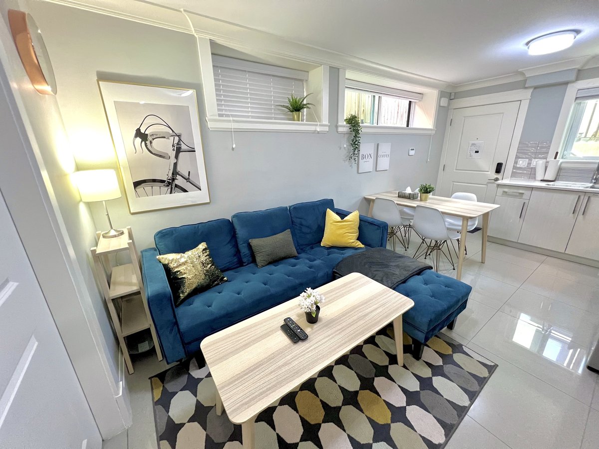 246 East 62nd Avenue - Photo 3