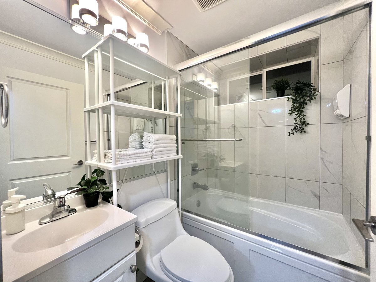 246 East 62nd Avenue - Photo 6