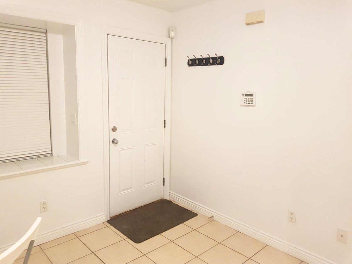 2366 Nanaimo Street - Photo 9