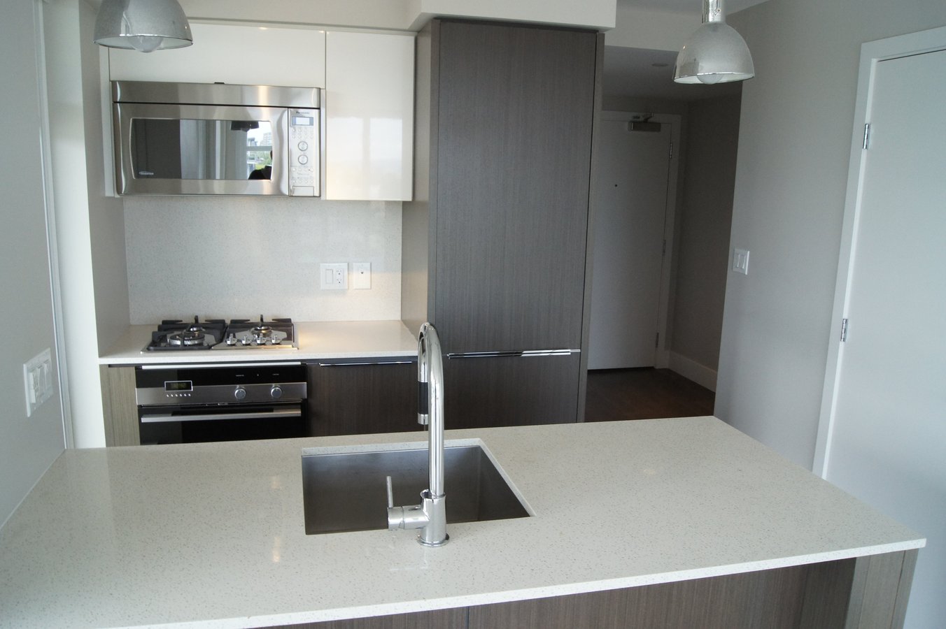 538 West 7th Avenue - Photo 5