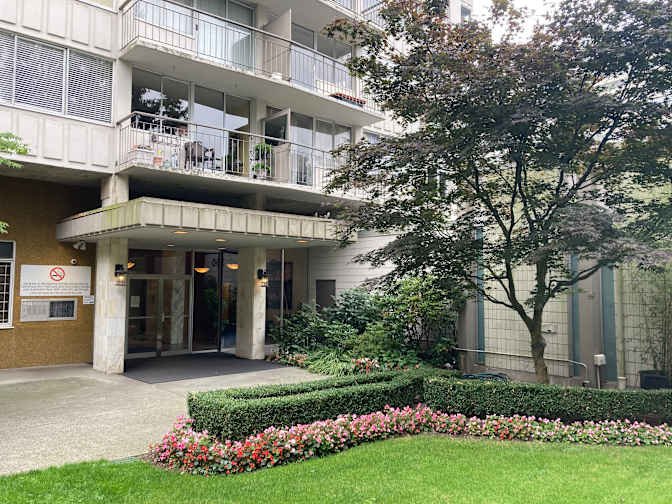 Comox Street - Photo 9