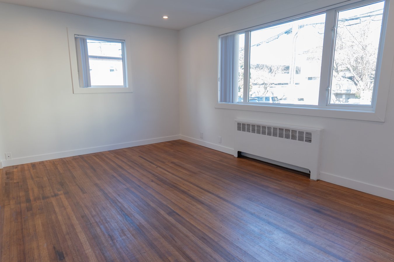 2185 Oxford Street - Photo 17