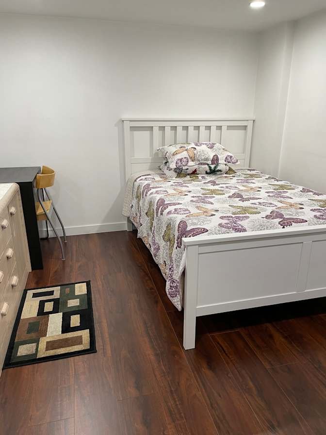 Kensington - Cedar Cottage - Photo 1