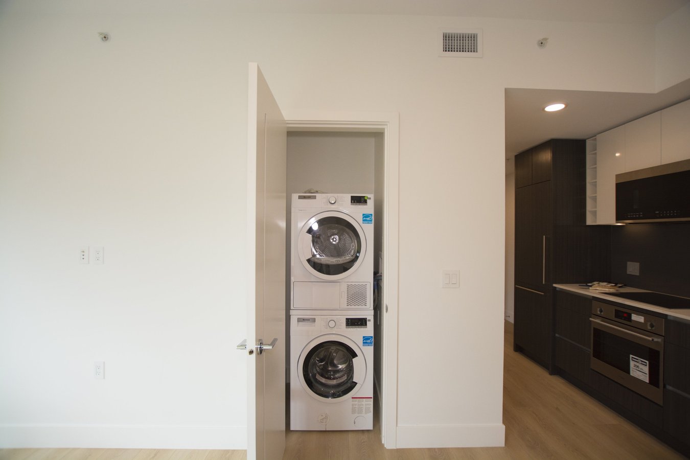 333 Carrall Street - Photo 9